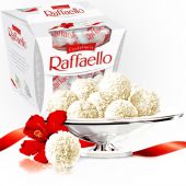 Praliny Raffaello Ferrero, kokosowe z migdałem i kremem